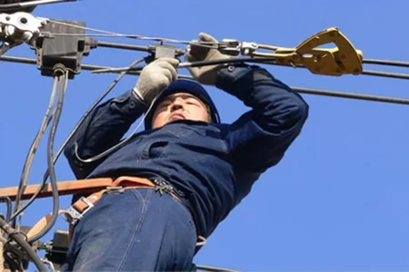 Wire Cable Grips: Types, Mechanisms, and Applications