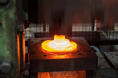 The difference between forging and casting