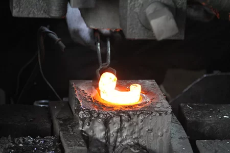 How to Choose the Right Surface Treatment for Forged Components？